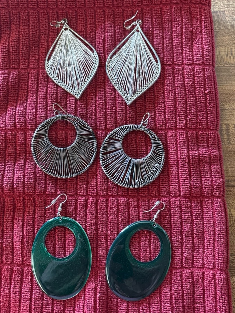 Silver and Green Women’s Statement Earrings Set